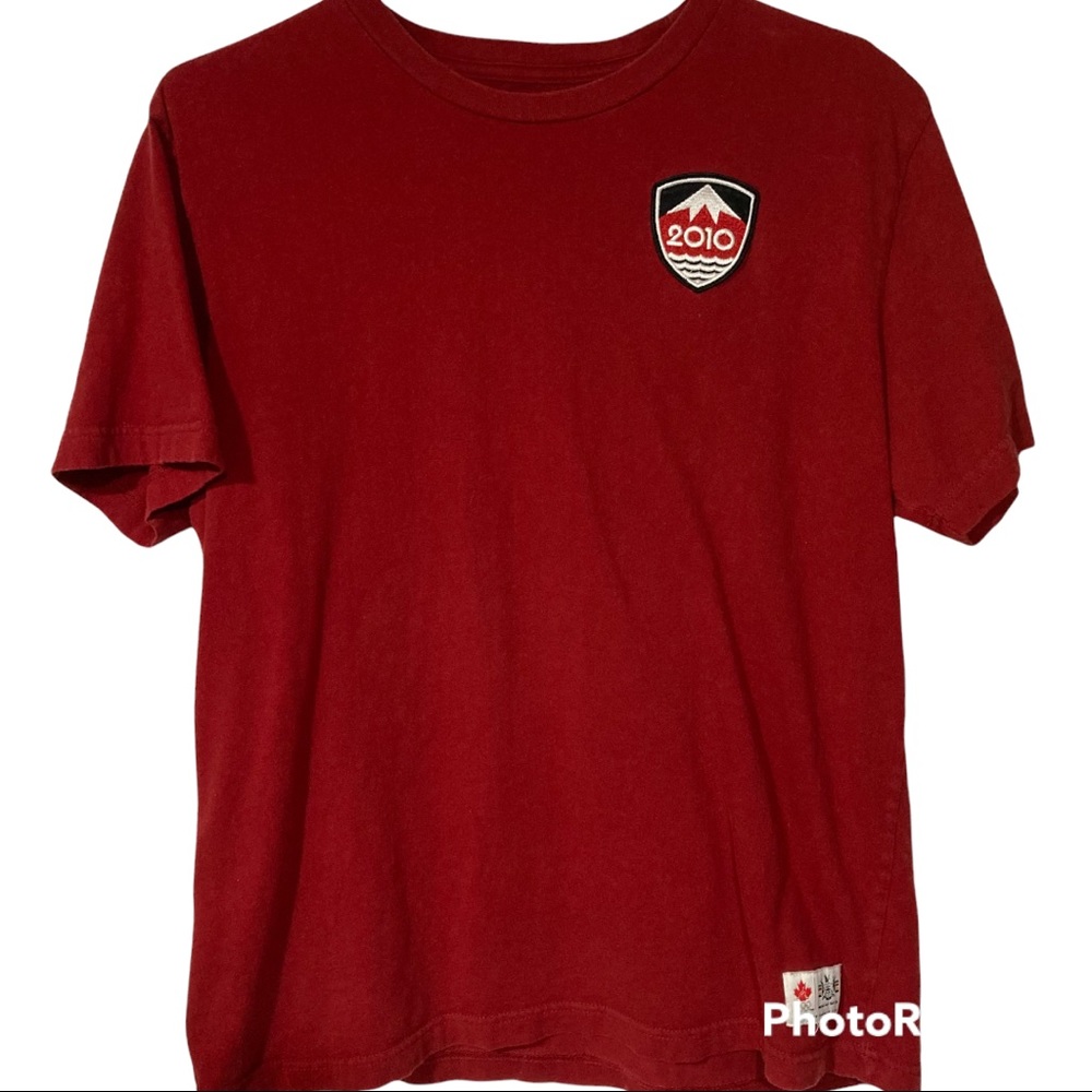 Team Canada Olympic Tee Shirt Hudson Bay Co 2010 Olympics size Medium Stitched
